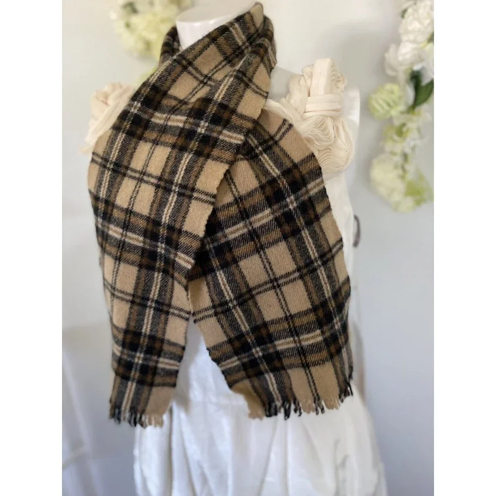The Woollen Mill Of Princes St Edinburgh Lambswool Scarf Pure New Wool Plaid EUC